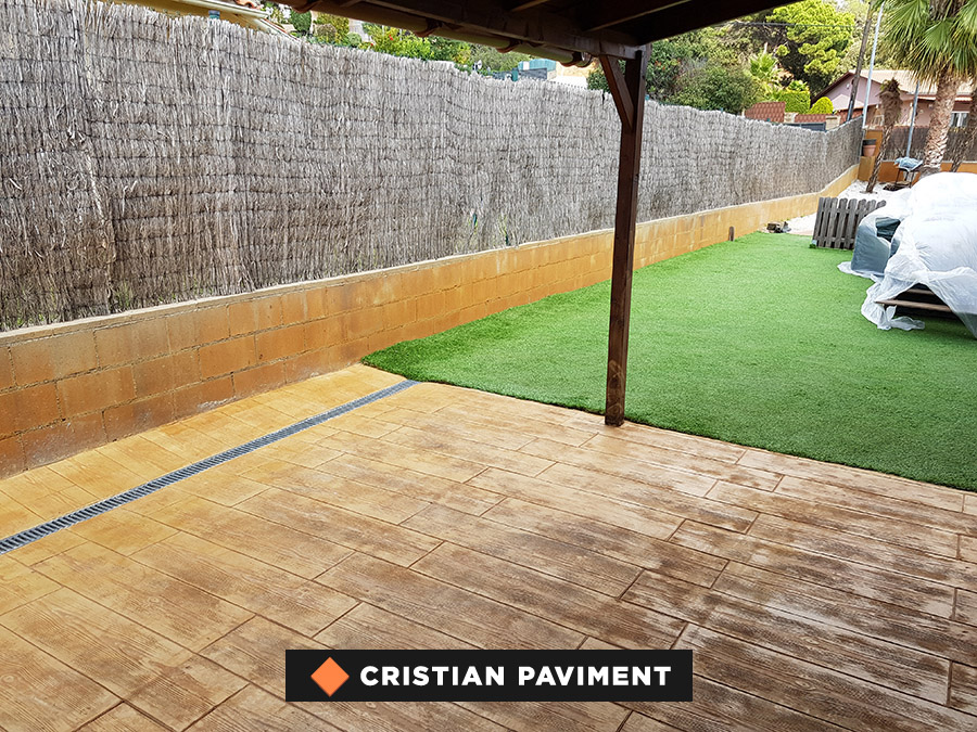 hormigon-impreso-piscina-bigues-riells-02
